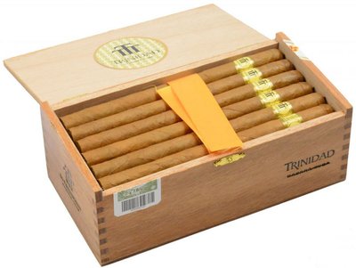 Cigars Trinidad FUNDADORES Box of 12* 390 photo