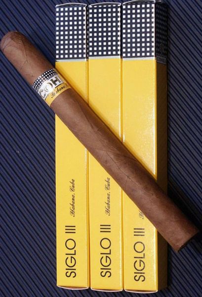 Cigars Cohiba Siglo 3 - box of 25 C.S3 photo